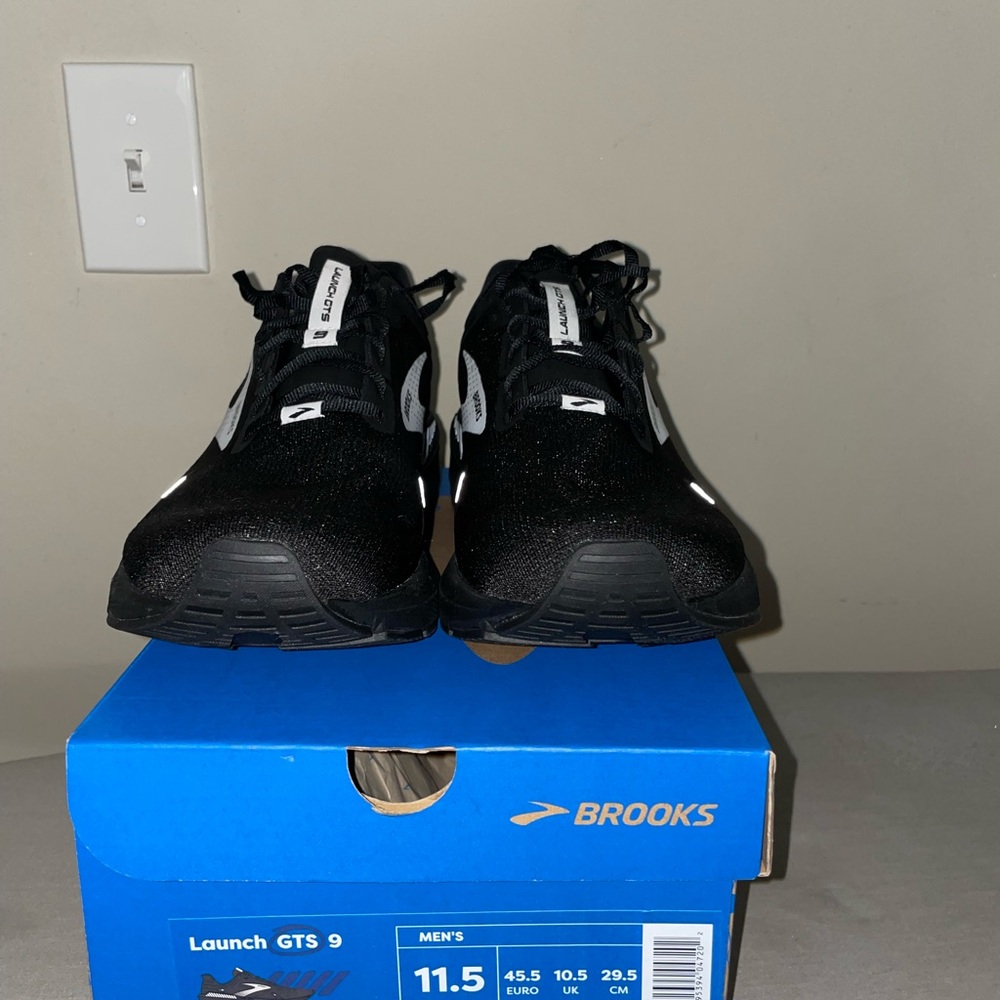 Brooks Launch GTS 9 Mens Running Shoe Sz 11.5